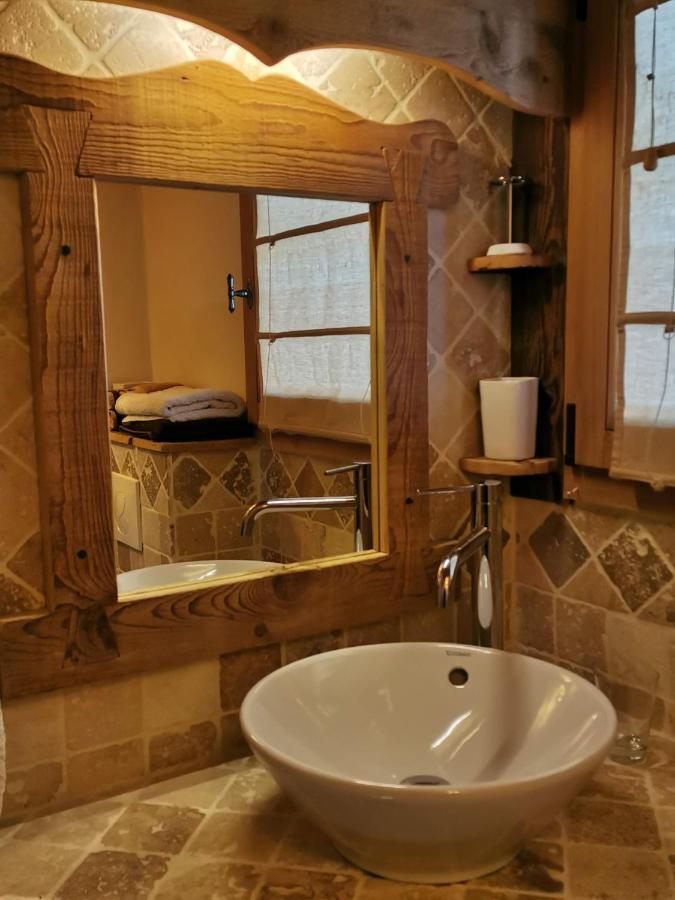 Petit Chalet Individuel De Caractere เมอแฌฟ ภายนอก รูปภาพ